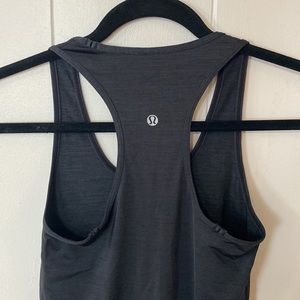 Lululemon stretch tank